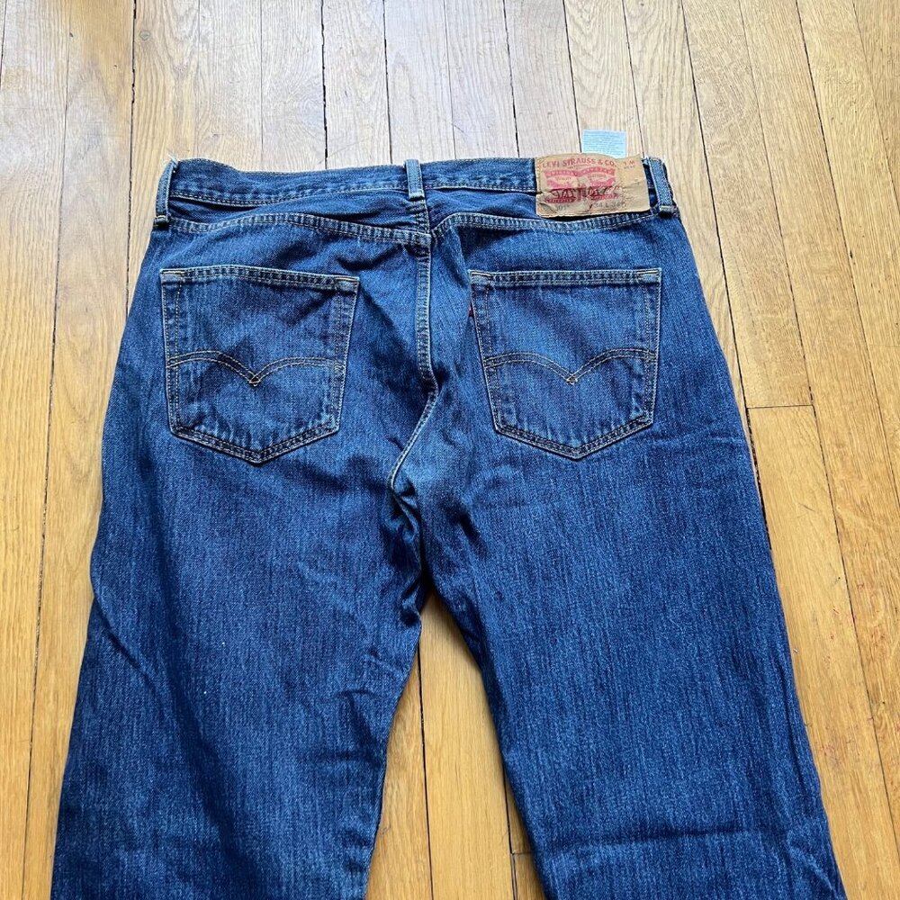 Vintage Levi's Mens W34 L34 Blue 501 Original Fit Button Fly Denim Jeans - Picture 16 of 16